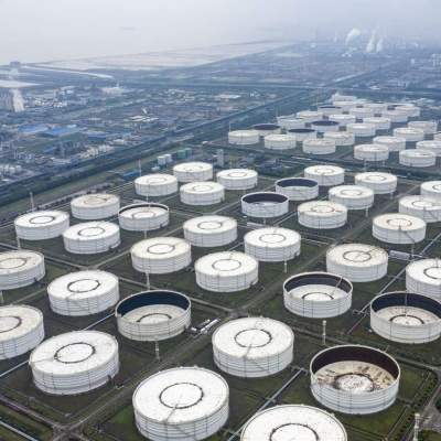 Asia’s Oil-Consuming Nations Add to Stockpiles Thanks to Bargain Prices