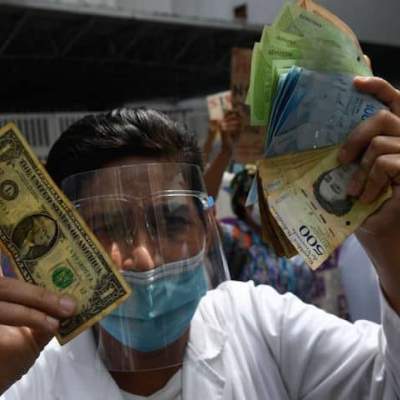 Caruzo: Socialists Killed Venezuela’s Currency, Ushering in the Reign of the Dollar