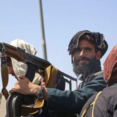 US Threatens ‘Overwhelming Force’ If Taliban Interferes With Evacuations