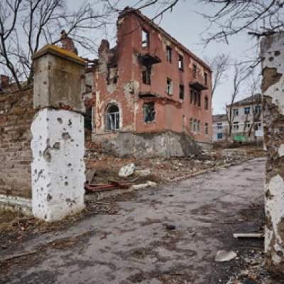 Ukraine unit says Russian brigade flees Bakhmut outskirts.