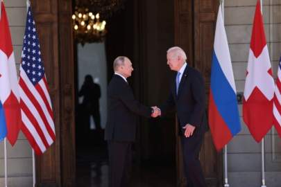 U.S. President Joe Biden and Russia's President Vladimir Putin shake hands as they arrive for the U.S.-Russia summit at Villa La Grange in Geneva, Switzerland June 16, 2021. Sputnik/Sergey Bobylev/Pool via REUTERSREUTERS