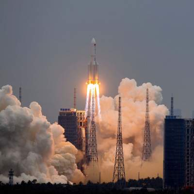 Chinese Rocket Returns to Earth Over Indian Ocean