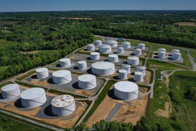 Fuel tanks at a Colonial Pipeline station in Washington. PHOTO: DREW ANGERER/GETTY IMAGES