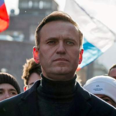 Russia Threatens to Fine Apple, Google Unless They Remove Navalny App, Ifax Reports